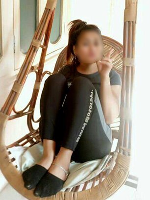 Riya vadodara Escorts